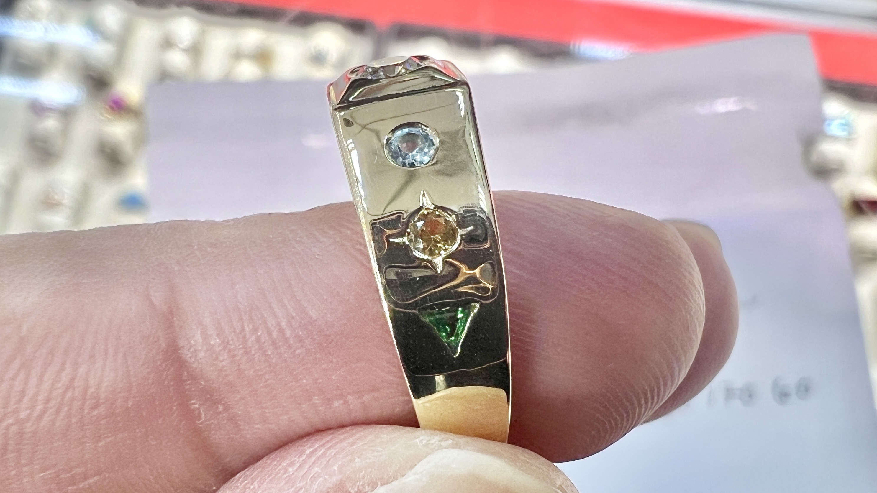 Showing the uniquely cut tsavorite tailored to customers expectations